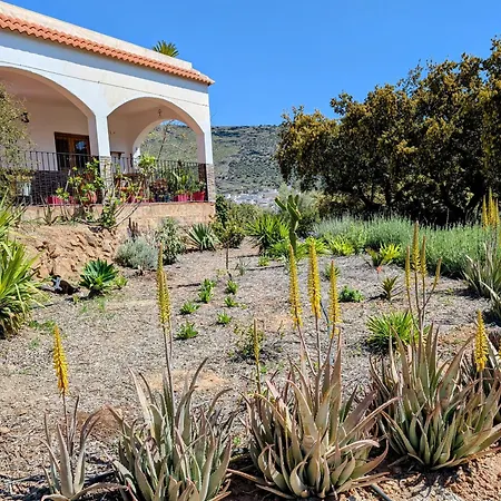 4 Personas, 2 Y Terraza Sombreada - El Cortijo Escondido, La Uva * Ohanes