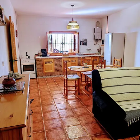 4 Personas, 2 Y Terraza Sombreada - El Cortijo Escondido, La Uva Bed & Breakfast