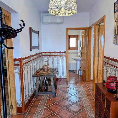 4 Personas, 2 Y Terraza Sombreada - El Cortijo Escondido, La Uva Bed & Breakfast